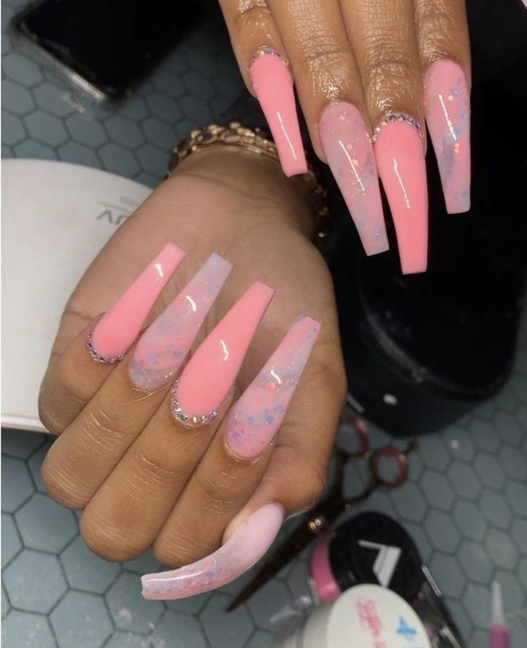 Featured image of post Acrylic Baddie Nails