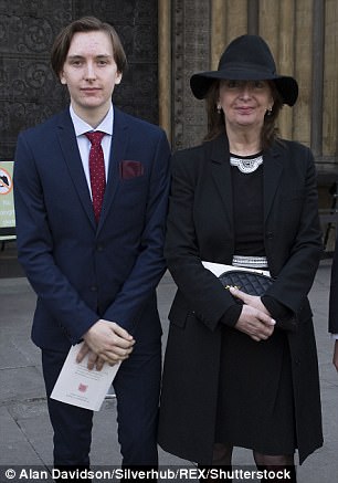 Featured image of post Jasper Cable-Alexander Photo