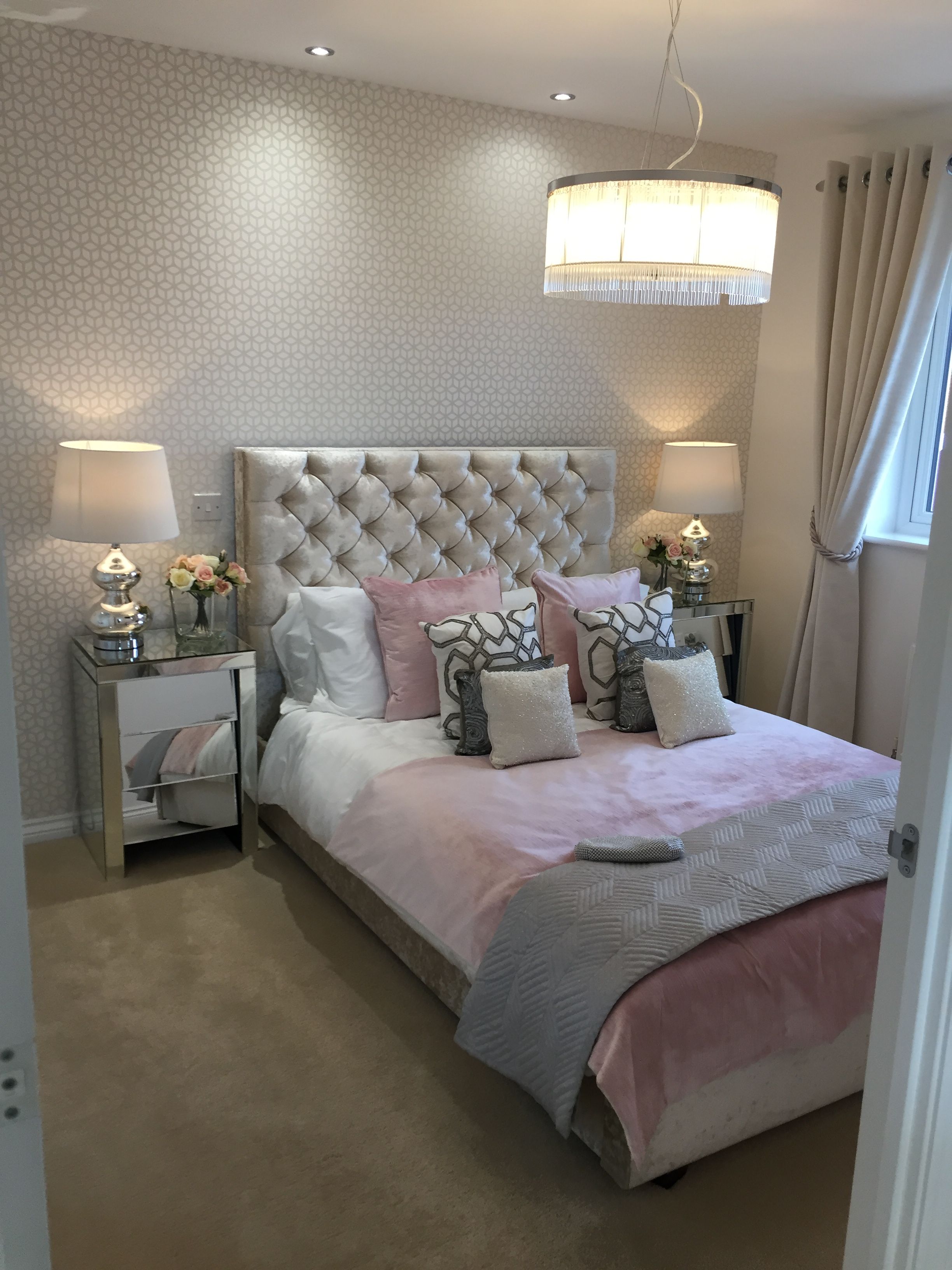 Featured image of post Silver Grey And Pink Bedroom Ideas
